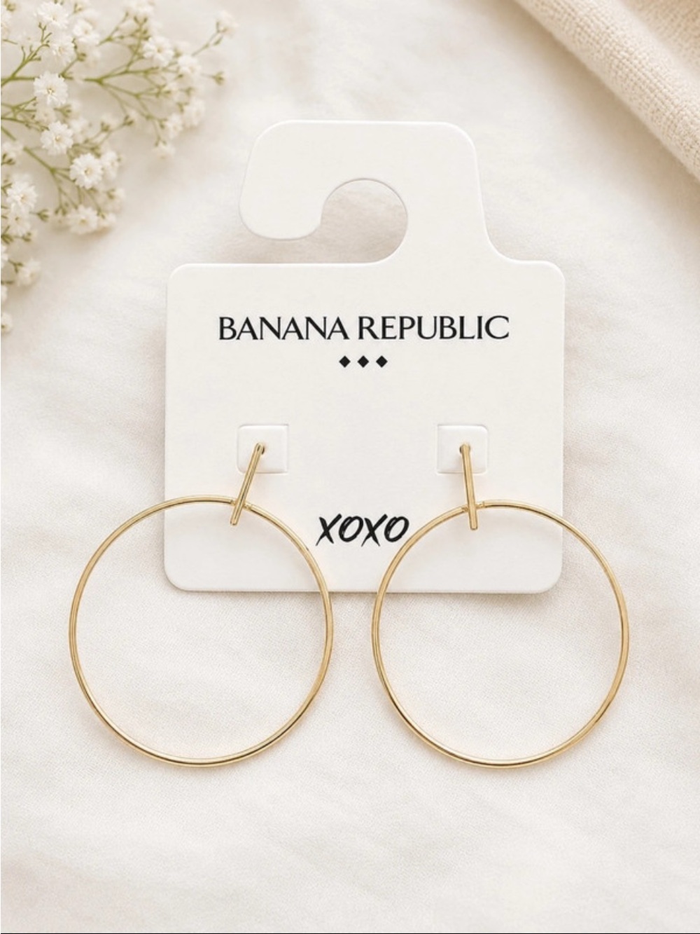 Banana Republic Thin Gold Hoop Earrings